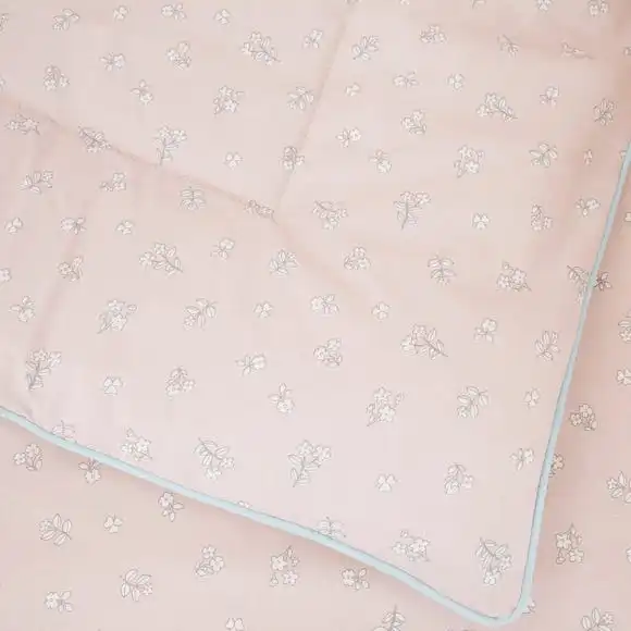 Dunelm Coverless Ditsy Bunny Pink 100% Cotton 4 Tog Cot Bed / Toddler Quilt 5 Dunelm Coverless Ditsy Bunny Pink 100% Cotton 4 Tog Cot Bed / Toddler Quilt - Image 3