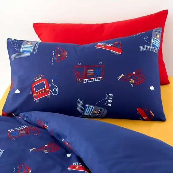 Dunelm Fire Engine Duvet Cover And Pillowcase Set 6 Dunelm Fire Engine Duvet Cover And Pillowcase Set - Image 4